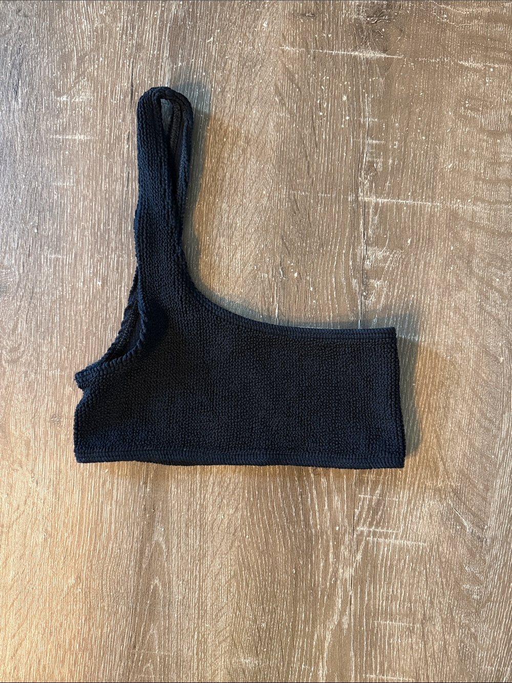 Bond-eye One-Shoulder, Textured Bikini Top